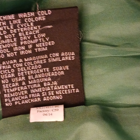 Boy's London Fog puffer coat Size L(7) Large black & green VGC - Picture 3 of 7